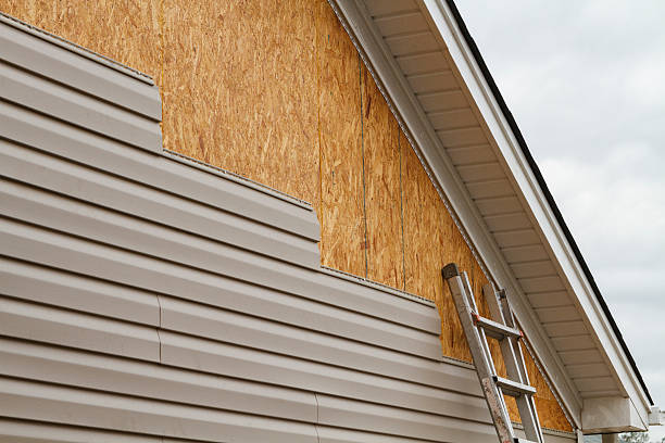Professional Siding Contractor technician working in Freeman, VA